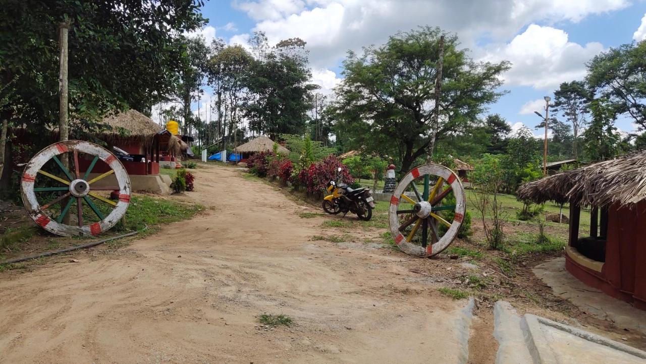 StoneAge Resort Ballupet Sakleshpur Eksteriør bilde